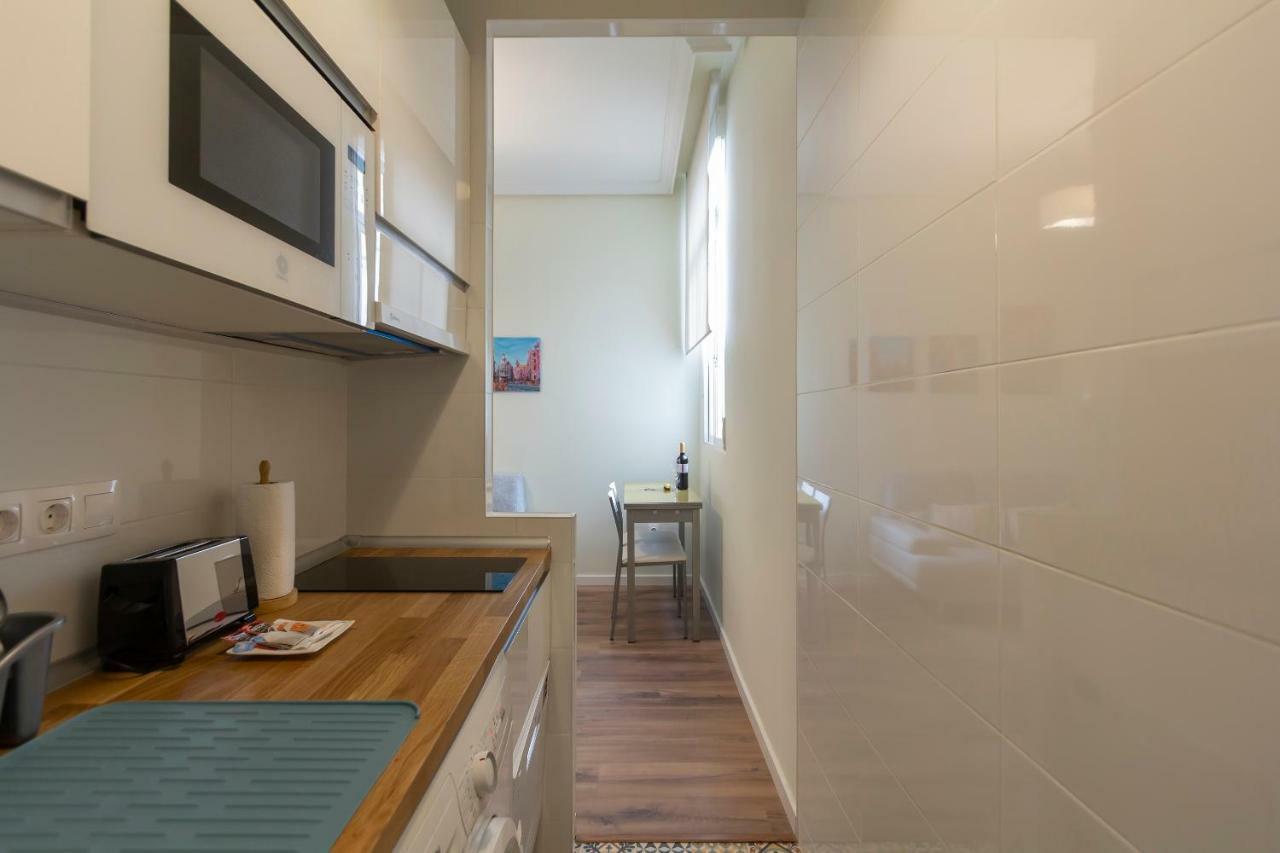 Apartamento Temporal Diseno Chueca-Malasana Brc40 Madrid Bagian luar foto