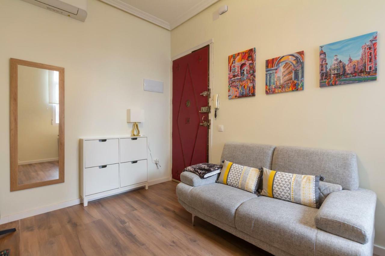 Apartamento Temporal Diseno Chueca-Malasana Brc40 Madrid Bagian luar foto